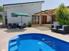 Village Romantic Apartment by Český Krumlov - adults only